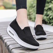 Load image into Gallery viewer, Women&#39;s Slip-On Thick-Soled Air-Cushion Sneakers
