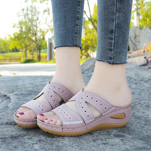 Women's Casual Slope With Embroidered Slippers