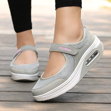 Load image into Gallery viewer, Women&#39;s Thick Sole Mesh Velcro Shoes
