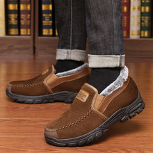 Load image into Gallery viewer, Middle-aged and elderly men&#39;s warm velvet thickened cotton shoes
