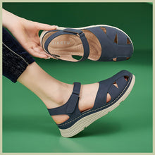 Load image into Gallery viewer, Women&#39;s Comfortable Casual ToE-toe Hollow Thick-Soled Sandals
