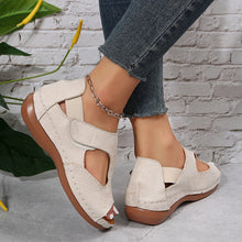 Load image into Gallery viewer, Women&#39;s Comfort Platform Sandals
