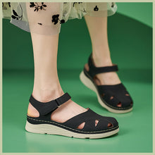 Load image into Gallery viewer, Women&#39;s Comfortable Casual ToE-toe Hollow Thick-Soled Sandals
