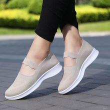 Load image into Gallery viewer, Women&#39;s low cut casual flat sneakers
