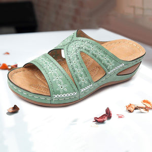 Women's Casual Slope With Embroidered Slippers