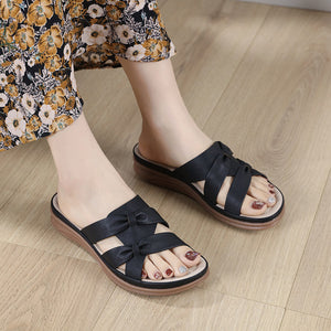 2024 Women's Retro Wedge Comfortable Slippers