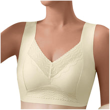 Load image into Gallery viewer, Women Solid Comfort Wireless Lace Bra
