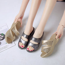 Load image into Gallery viewer, Fashion Platform Platform Wedge Wedge Ladies Slippers
