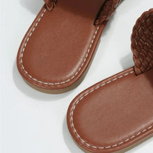 Load image into Gallery viewer, Women&#39;s Flat Weave Detail Slide Slippers
