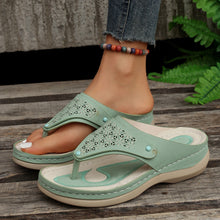 Load image into Gallery viewer, Women&#39;s Outdoor Casual Hollow Platform Sandals
