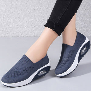 Thick-soled flying woven air cushion women's shoes