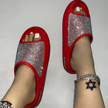 Load image into Gallery viewer, Women&#39;s Diamond Platform Slippers
