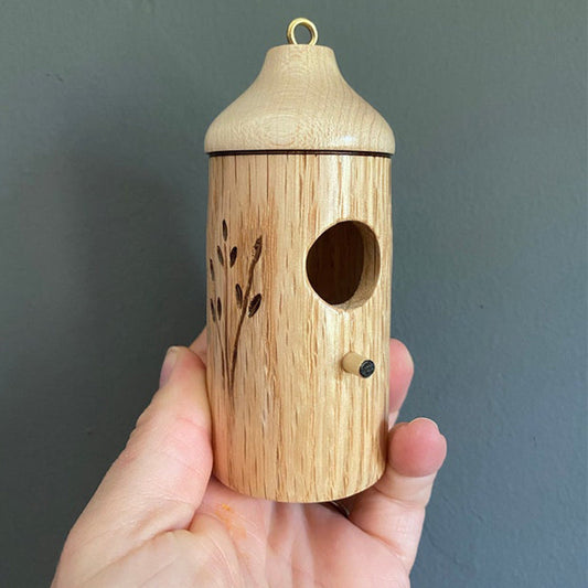 Graddi Wooden Hummingbird House